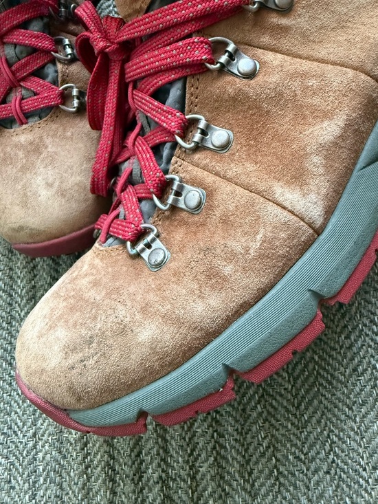 Danner Mountain 600 Brown/Red Men’s Size 8 Lace-Up Hiking Boots with Red Laces main image 7